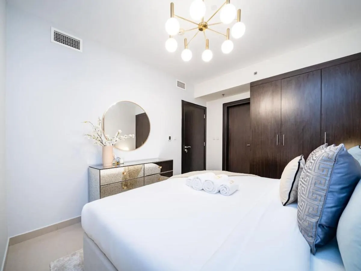 Apartment Sleek 2 Bed In Sports City Dubai