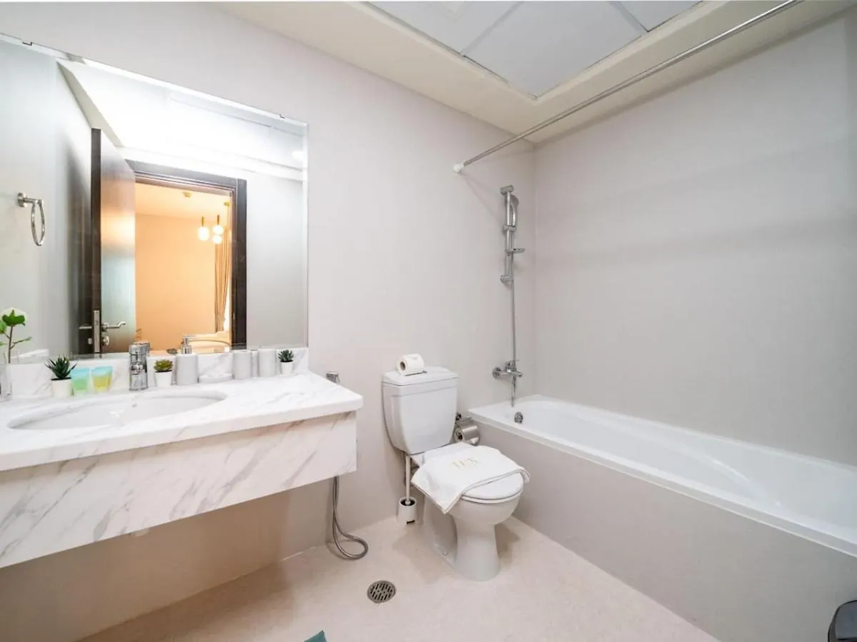 Sleek 2 Bed In Sports City Dubai Apartment